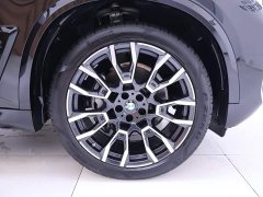 BMW X5 2023 xDrive 40Li M Sport Midnight Edition - ფოტო 6