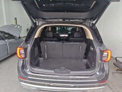 Ford Explorer 2023 EcoBoost 285 AWD Titanium 6-Seater - ფოტო 9
