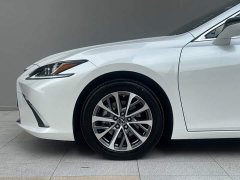 Lexus ES 2022 300h Excellence Edition - ფოტო 5