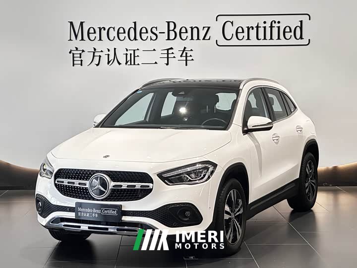 Mercedes-Benz GLA 220
