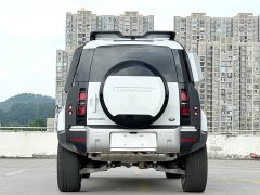 Land Rover Defender 110 3.0T P400 Dark Edition - ფოტო 11