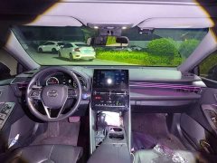Toyota Avalon Hybrid 2.5L Luxury - ფოტო 6