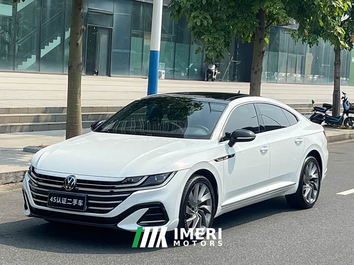 Volkswagen CC 380TSI Eye-Catching Edition