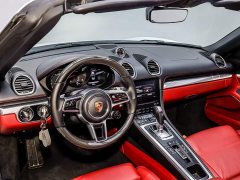 Porsche 718 Boxster 2.0T - ფოტო 9