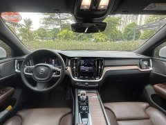 Volvo S60 B4 Smart Luxury Edition - ფოტო 12