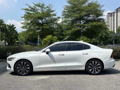 Volvo S60 B4 Smart Luxury Edition - ფოტო 3