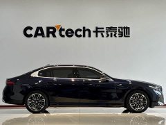 BMW 5 Series 530Li Premier M Sport Package - ფოტო 4