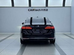 BMW 5 Series 525Li Luxury Package - ფოტო 5