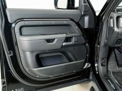 Land Rover Defender 110 3.0T P400 X-Dynamic HSE - ფოტო 17
