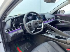 Hyundai Elantra 2021 1.5L CVT Luxury - ფოტო 9