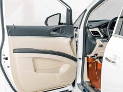Buick GL8 2023 Facelift Land Executive Cabin Luxury - ფოტო 17