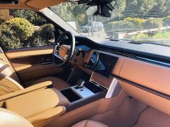 Land Rover Range Rover 3.0L V6 400PS Extended Wheelbase Prestige Edition - ფოტო 9