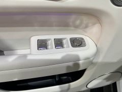 Li Auto L6 Pro - ფოტო 16