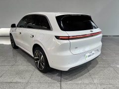 Li Auto L6 Pro - ფოტო 20