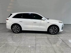 Li Auto L6 Pro - ფოტო 3