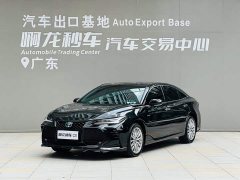 Toyota Avalon Hybrid 2.5L XLE Premium - photo 1