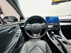 Toyota Avalon Hybrid 2.5L XLE Premium - photo 13