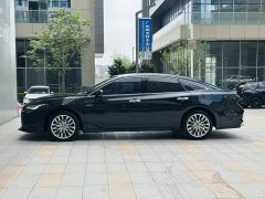 Toyota Avalon Hybrid 2.5L XLE Premium - photo 4