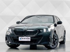 BMW 5 Series 530Li Luxury M Sport Package - ფოტო 2