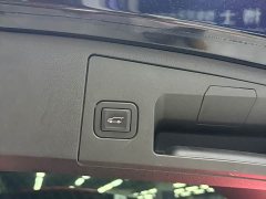Cadillac XT4 Facelift 28T FWD Luxury - ფოტო 18