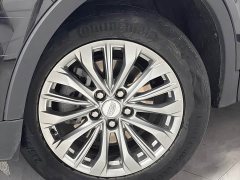 Cadillac XT4 Facelift 28T FWD Luxury - ფოტო 4