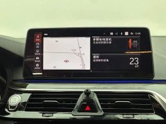 BMW 5 Series 525Li M Sport Package - ფოტო 13