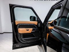 Land Rover Defender 110 3.0T P400 Dark Edition - ფოტო 7