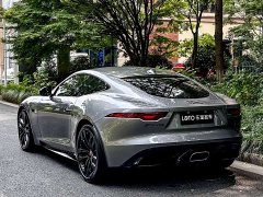 Jaguar F-TYPE P300 Hardtop R-DYNAMIC BLACK - ფოტო 4