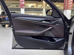 BMW 5 Series (Imported) 540i Elegance M Sport Package - ფოტო 12