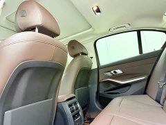 BMW 3 Series 325i M Sport Package - ფოტო 9