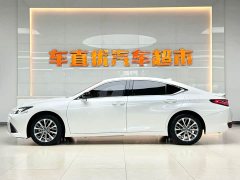 Lexus ES 200 Premium Edition - ფოტო 4
