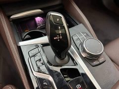 BMW 5 Series 530Li Luxury M Sport Package - ფოტო 16