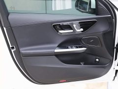 Mercedes-Benz C-Class Facelift C 260 L Sport Edition - ფოტო 10
