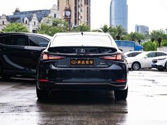 Lexus ES 300h F SPORT - ფოტო 5