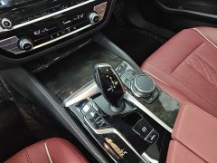 BMW 5 Series Facelift 525Li M Sport Package - ფოტო 8