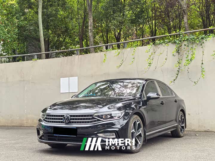 Volkswagen Magotan 2 Million Units Commemorative Edition 330TSI DSG Luxury - ავტომობილი ჩინეთიდან