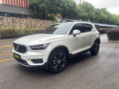 Volvo XC40 T4 AWD Smart Remote Luxury Edition - ფოტო 1