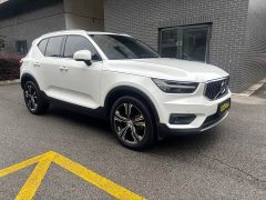 Volvo XC40 T4 AWD Smart Remote Luxury Edition - ფოტო 3