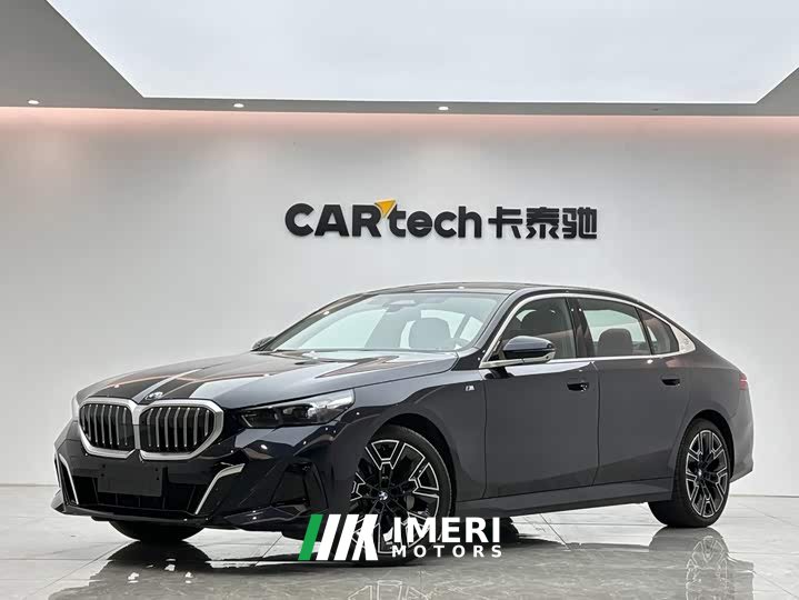 BMW 5 Series 530Li Luxury M Sport Package - ავტომობილი ჩინეთიდან