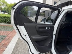 Volvo XC40 T4 AWD Smart Remote Luxury Edition - ფოტო 11