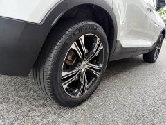 Volvo XC40 T4 AWD Smart Remote Luxury Edition - ფოტო 20
