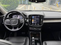 Volvo XC40 T4 AWD Smart Remote Luxury Edition - ფოტო 9