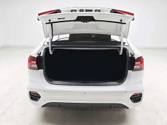 SAIC MG i5 2021 1.5L CVT Diamond Edition - ფოტო 12