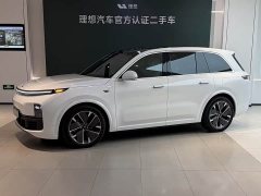 Li Auto L8 Ultra Smart Refresh Edition - ფოტო 6