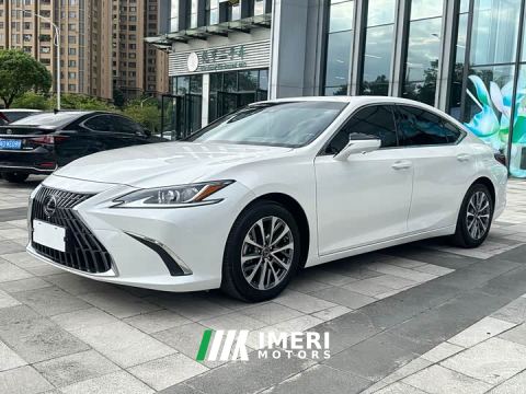 2024 Lexus ES 300h Excellence Edition