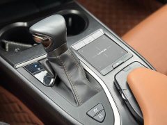 Lexus UX 2020 260h Explorer Fun Edition - ფოტო 11