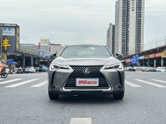 Lexus UX 2020 260h Explorer Fun Edition - ფოტო 2