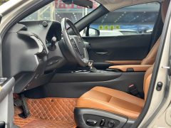 Lexus UX 2020 260h Explorer Fun Edition - ფოტო 5