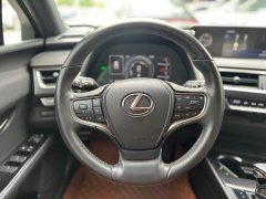 Lexus UX 2020 260h Explorer Fun Edition - ფოტო 9