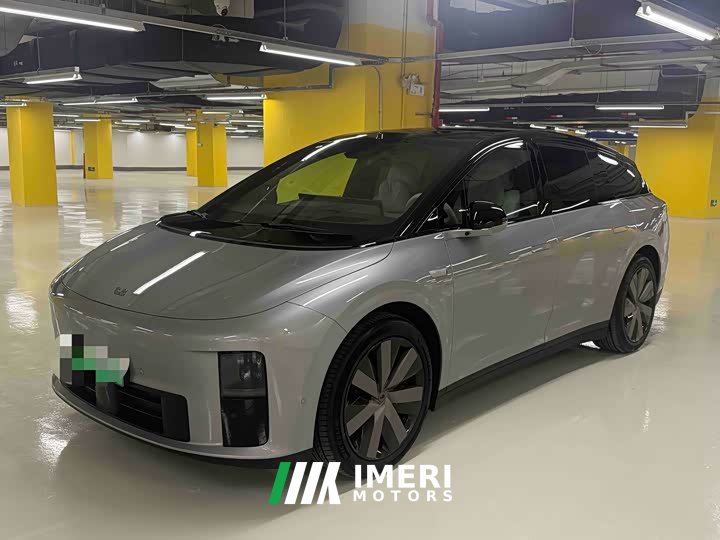 Li Auto i6 2025 Four-Wheel Drive Standard Edition - ავტომობილი ჩინეთიდან